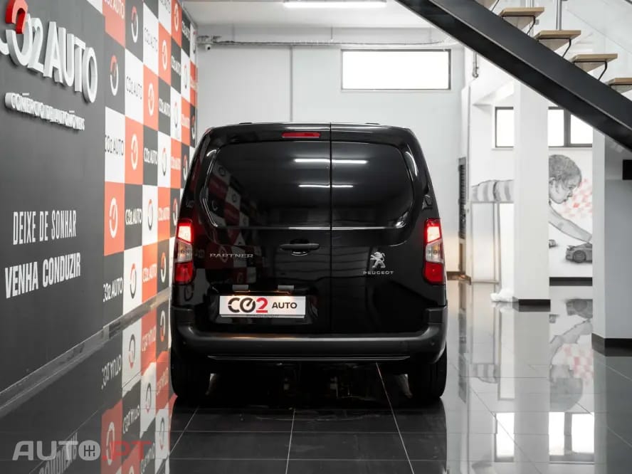 Peugeot Partner PREMIUM STANDARD 1.5 BLUEHDi