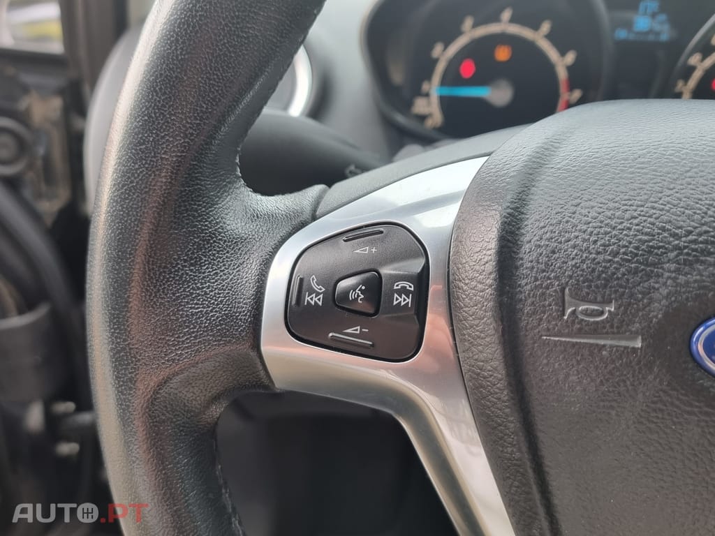 Ford Fiesta 1.0 T EcoBoost Titanium