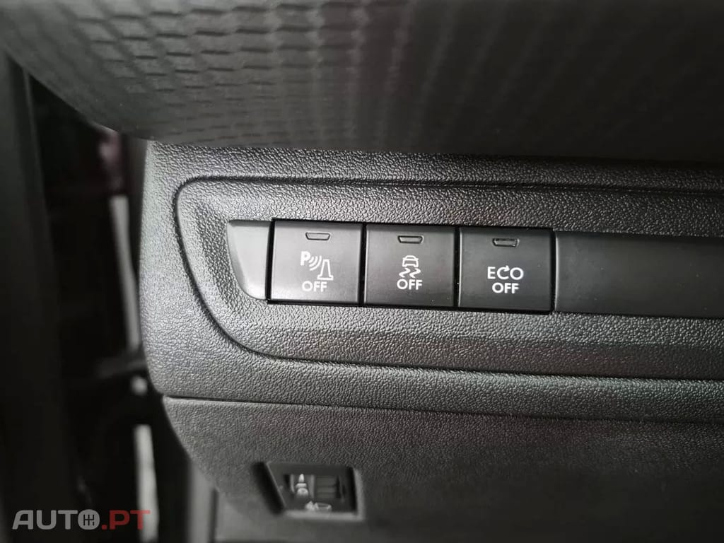 Peugeot 2008 1.2 PureTech Style