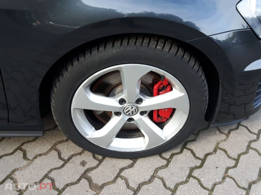 Volkswagen Golf 2.0 TSi GTi Performance