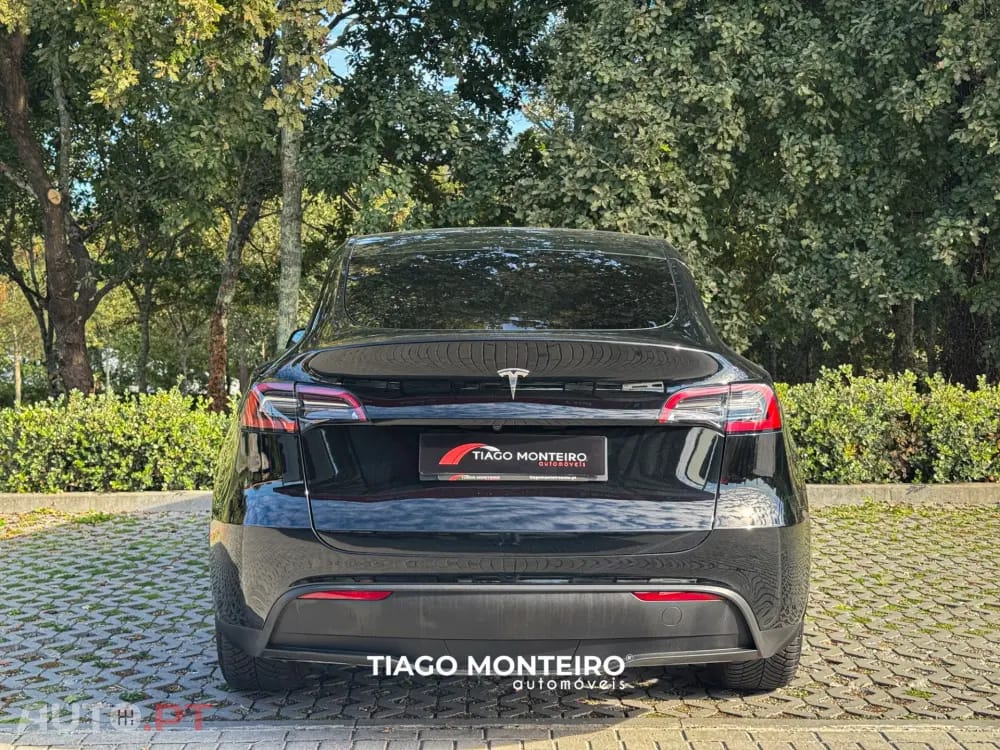 Tesla Model Y Tração Traseira
