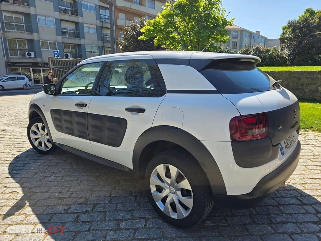 Citroën C4 Cactus PureTech 82 Feel — fotografia 7