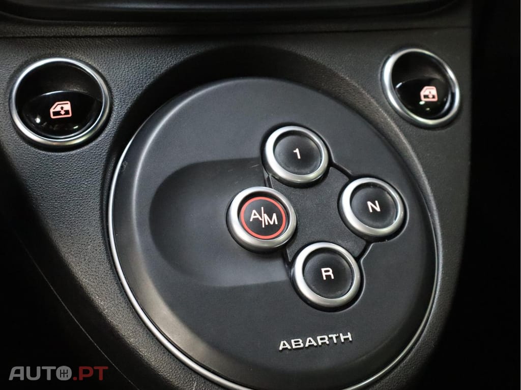 Abarth 500 695C 1.4 16v T-JET 180CV RIVALE MTA