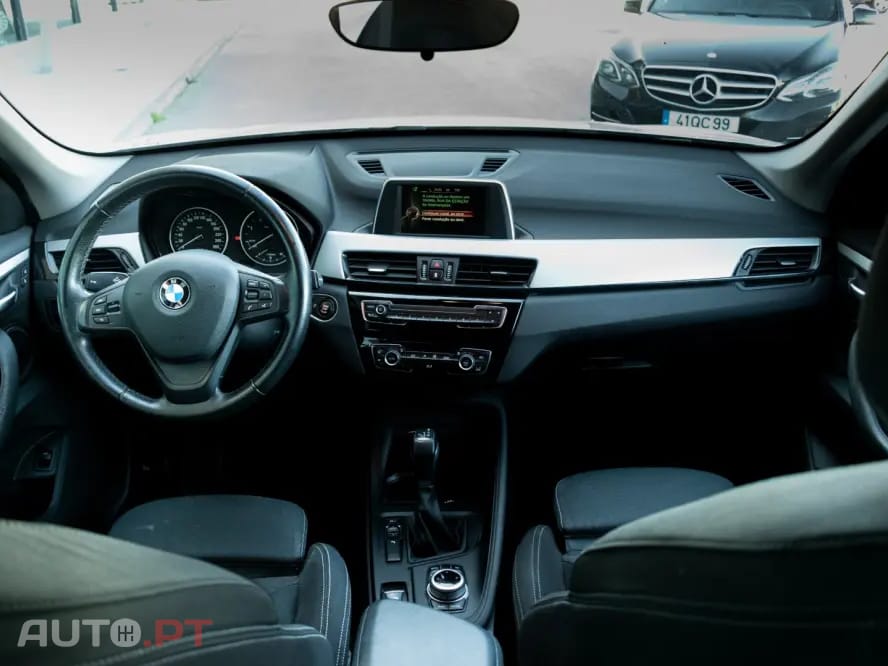 BMW X1 18 d sDrive Auto