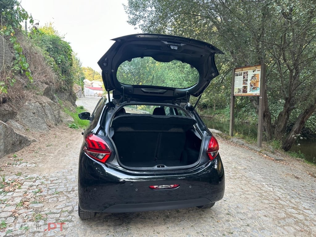 Peugeot 208 E-HDi 92 Stop&Start Active
