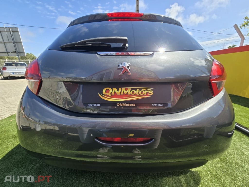 Peugeot 208 1.2 PureTech Allure
