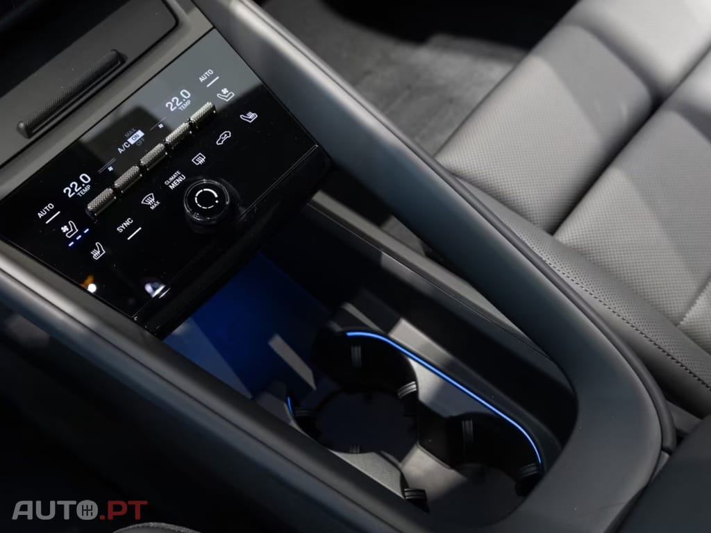 Porsche Macan Turbo  I.V.A DEDUTÍVEL