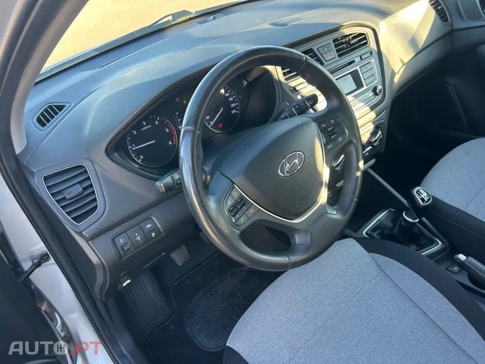 Hyundai i20 1.1 CRDi Comfort+Pack Look+JLL16