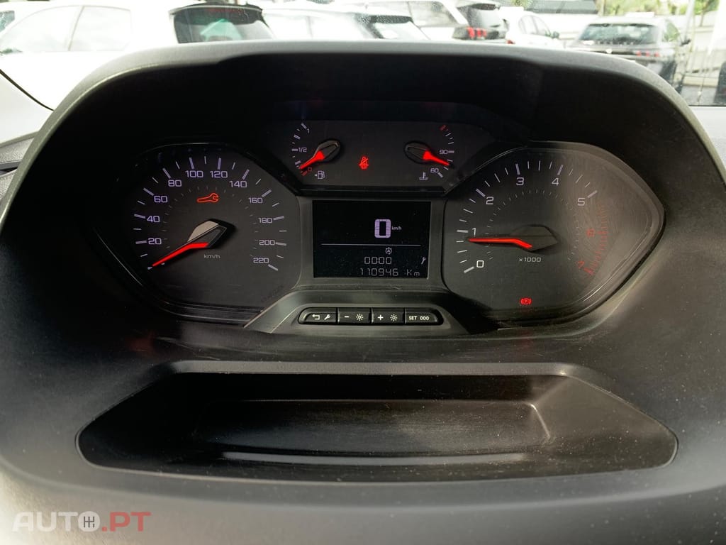 Peugeot Partner 1.5 BlueHDi Premium Standard