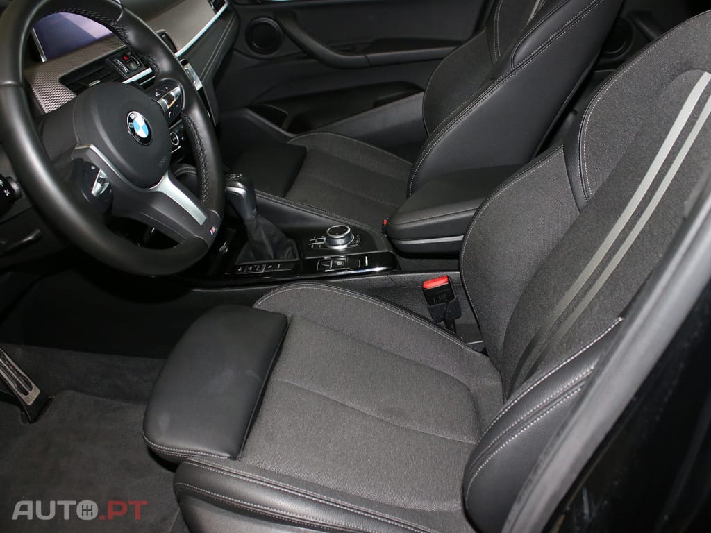 BMW X2 25 e xDrive Pack M