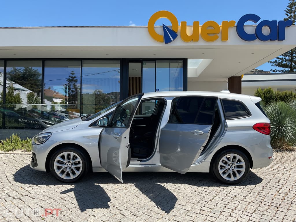 BMW 216 i 7L