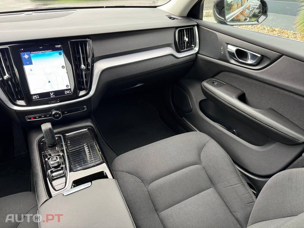 Volvo V60 2.0 T6 AWD TE Inscription Expression