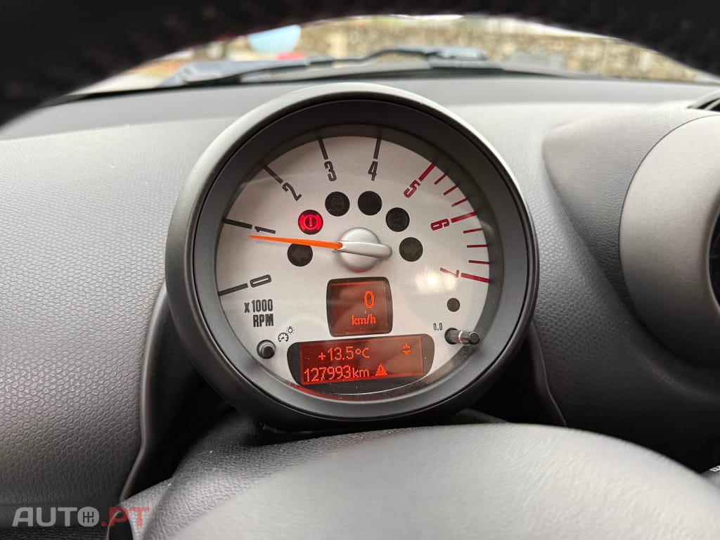 MINI Countryman One D