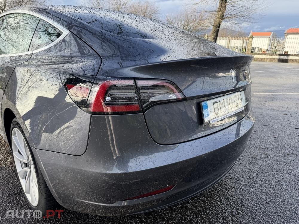 Tesla Model 3 Long Range AWD Dual Motor
