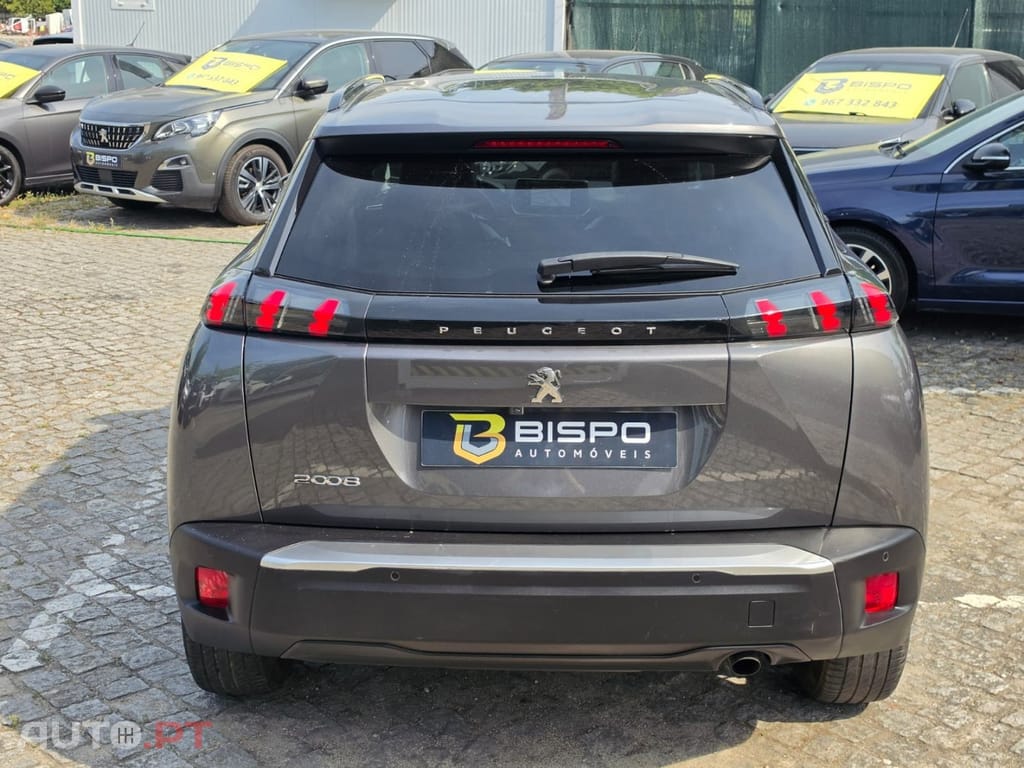 Peugeot 2008 PureTech 100 Allure