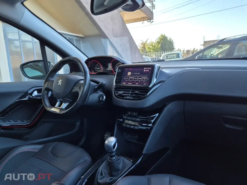 Peugeot 2008 1.6 BlueHDi GT Line
