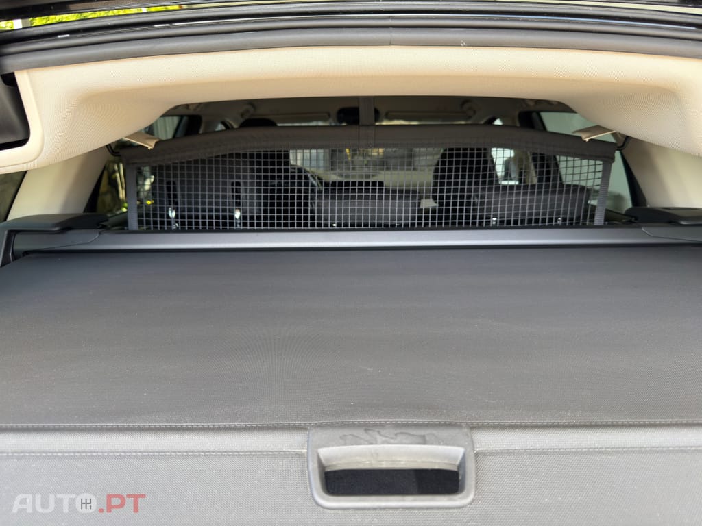 BMW 330 e Touring Corporate Edition Auto