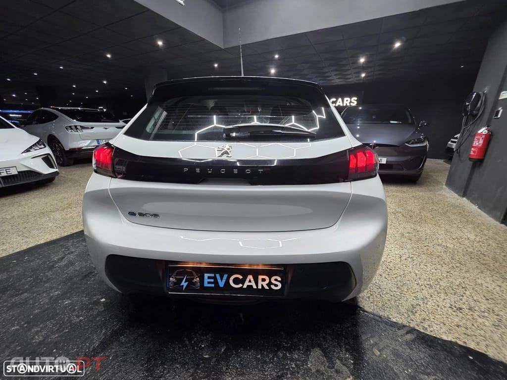 Peugeot E-208 50 kWh Active Pack