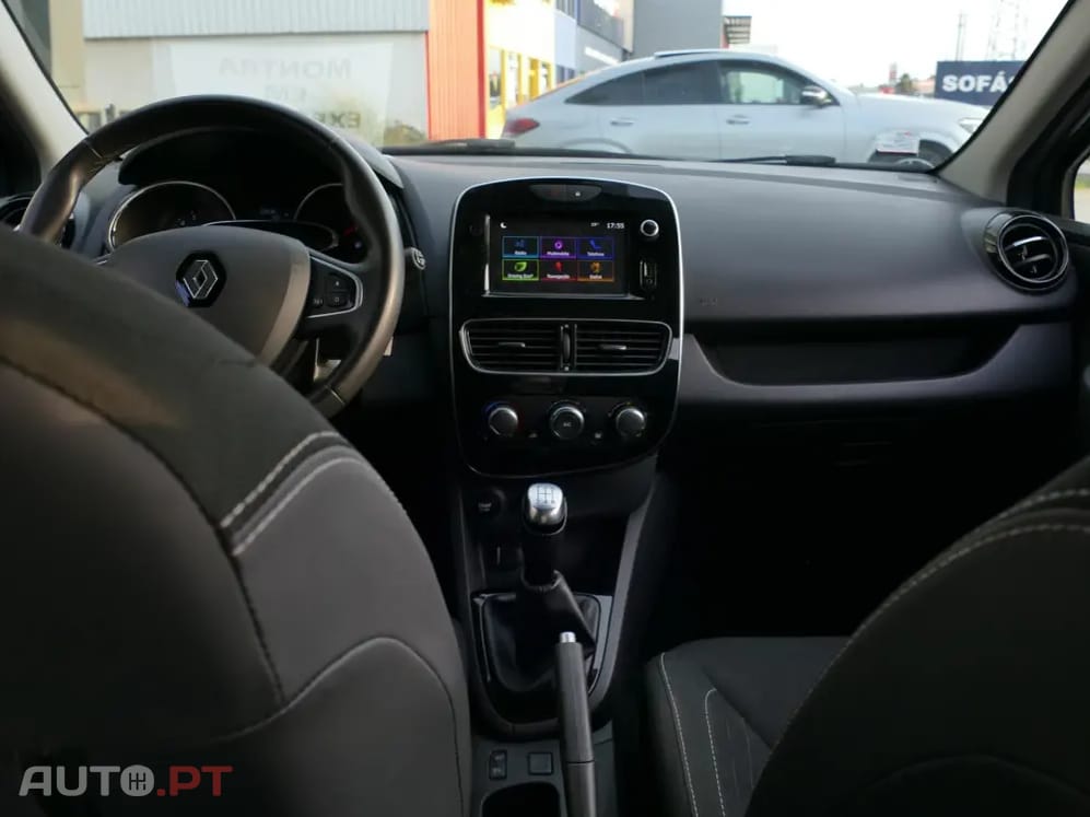 Renault Clio Sport Tourer 0.9 TCe Limited