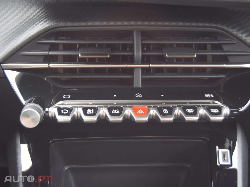 Peugeot 2008 1.2 PureTech Style