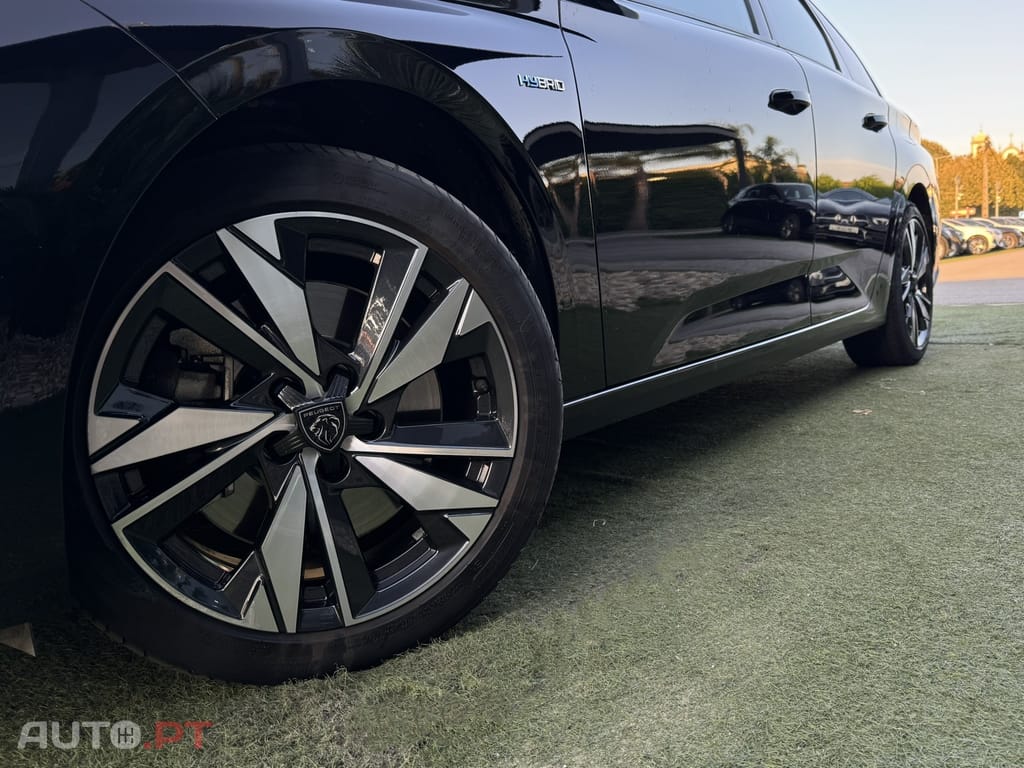 Peugeot 308 SW 1.6 Hybrid Active Pack e-EAT8