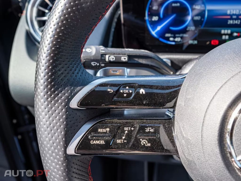 Mercedes-Benz EQB I.V.A DEDUTIVEL 300 4M AMG-Sport 