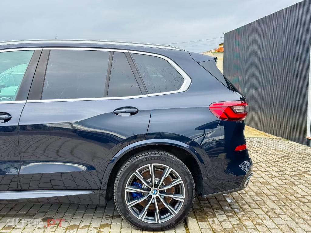 BMW X5 45 e xDrive Pack M