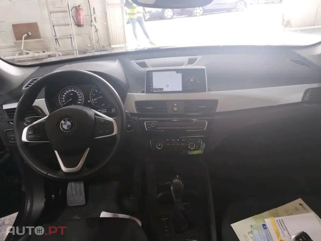 BMW X1 25 e xDrive Corporate Edition