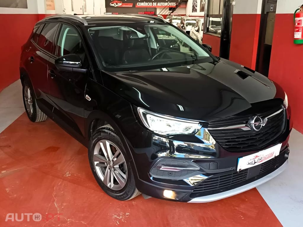 Opel Grandland (X) 1.5 CDTI Design & Tech