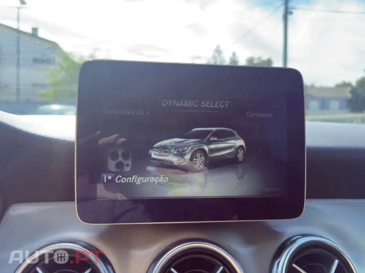 Mercedes-Benz GLA 200 d AMG Line