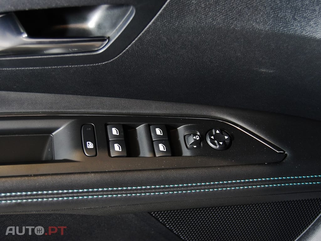Peugeot 3008 1.5 BlueHDi Allure Pack EAT8