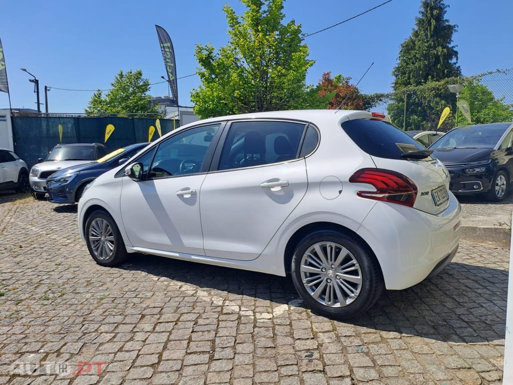 Peugeot 208 82 VTI Allure
