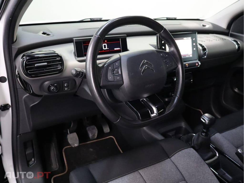 Citroen C4 Cactus  1.2 PureTech Shine Pack