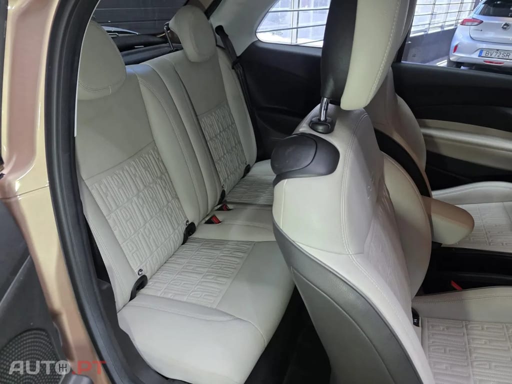 Fiat 500e La Prima