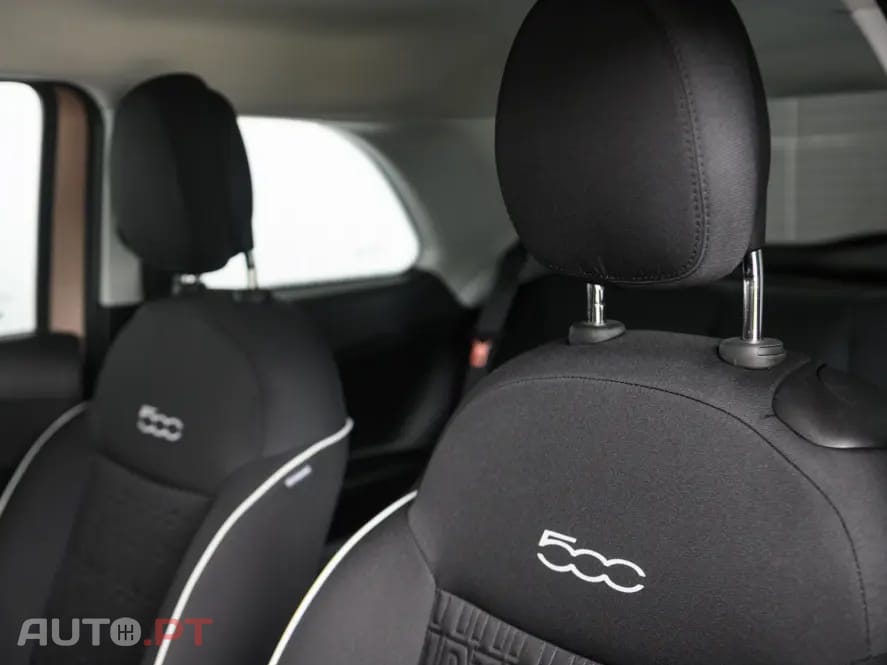 Fiat 500e Action