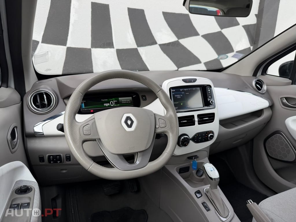 Renault Zoe (c/ Bateria) 41 kwh Intens