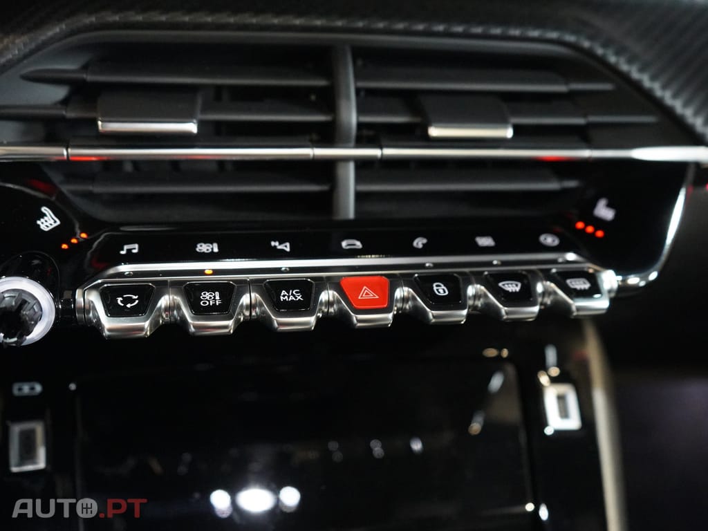 Peugeot E-208 50 kWh GT