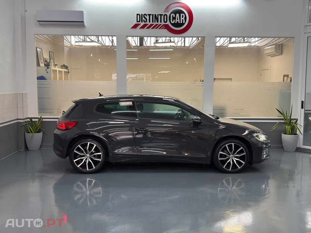 Volkswagen Scirocco 2.0 TDI Sport DSG