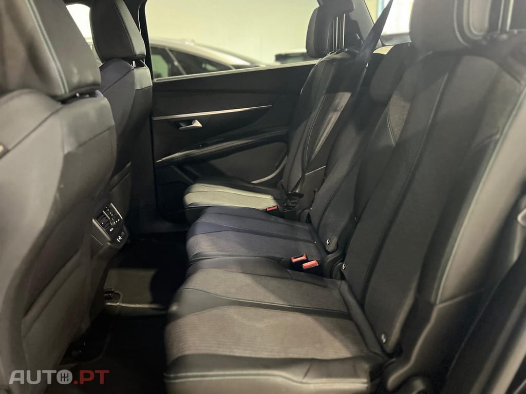 Peugeot 5008 1.5 BlueHDi Allure Pack EAT8