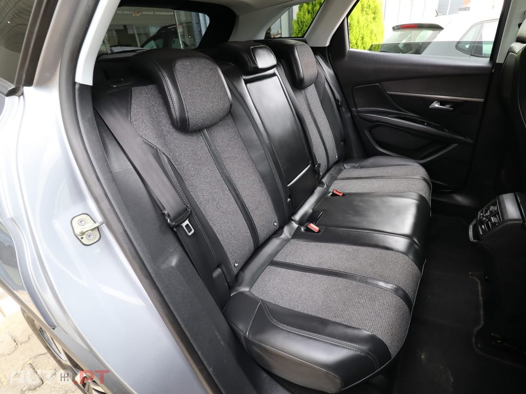 Peugeot 3008 1.6 BlueHDi Allure