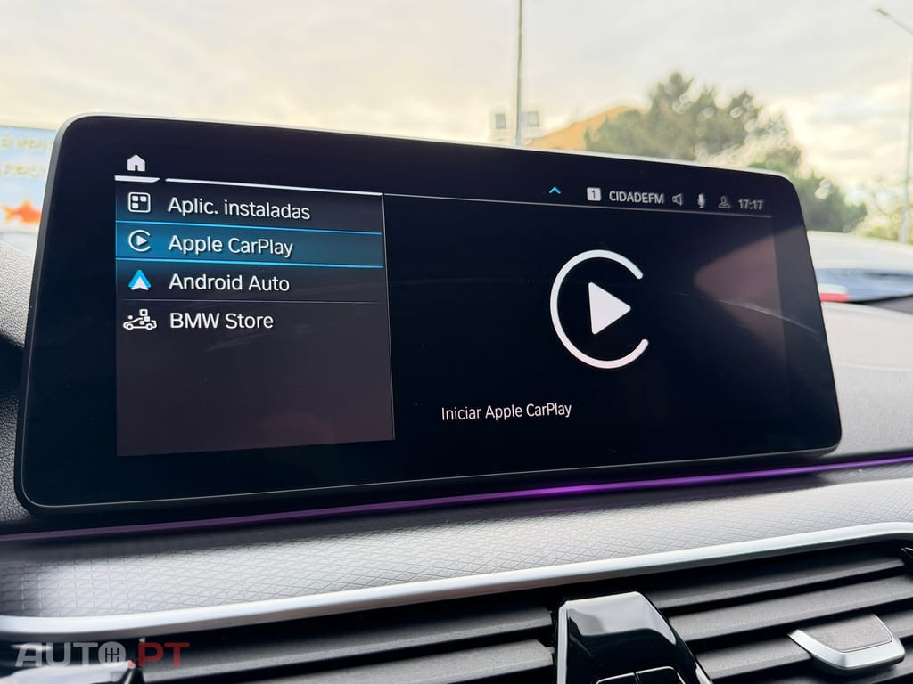 BMW 530 e Pack Desportivo M