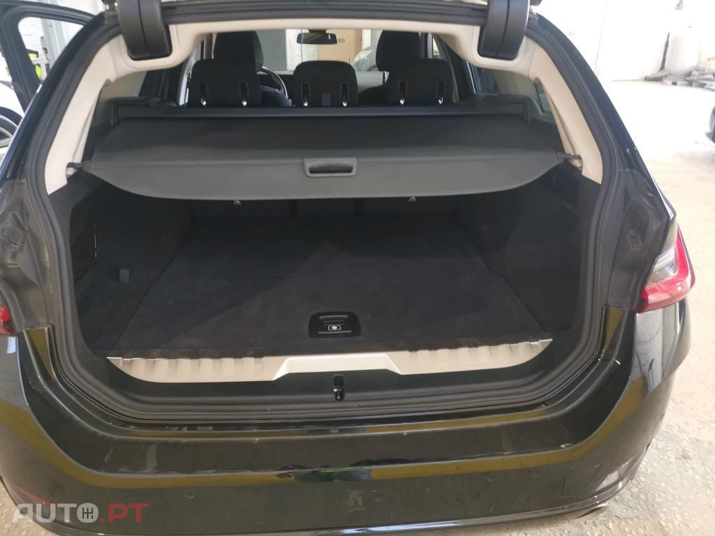 BMW 320 e Auto