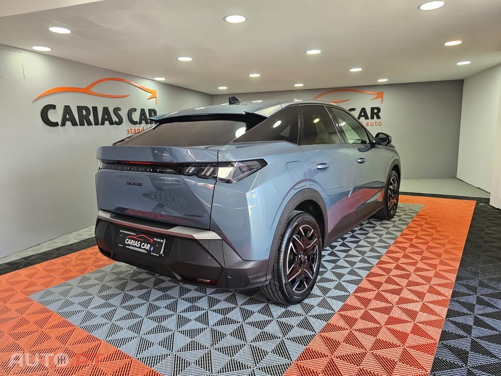 Peugeot 3008 1.2 Hybrid Allure e-DCS6