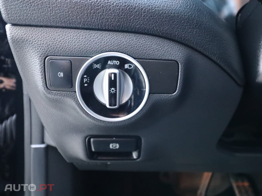 Mercedes-Benz CLA 180 d 7G-DCT AMG Line