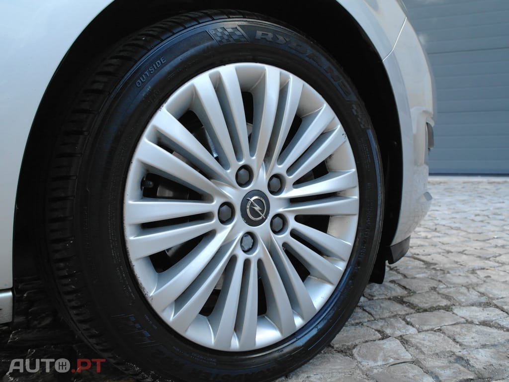 Opel Astra Sports Tourer 1.7 CDTi Cosmo S/S