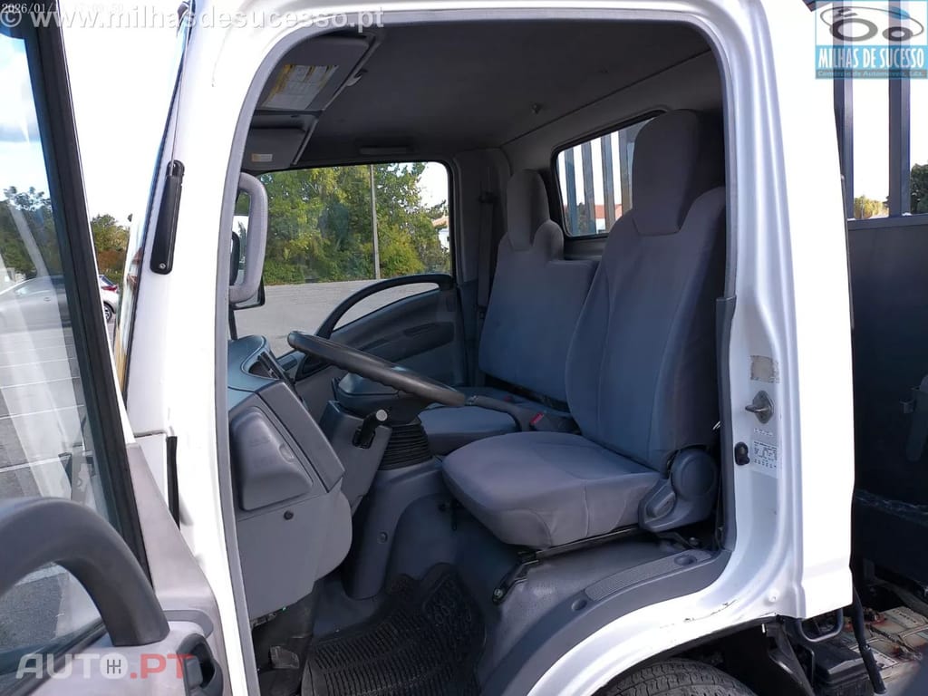 Isuzu Série N NLR 85 3.0 Tri-basculante C/IVA