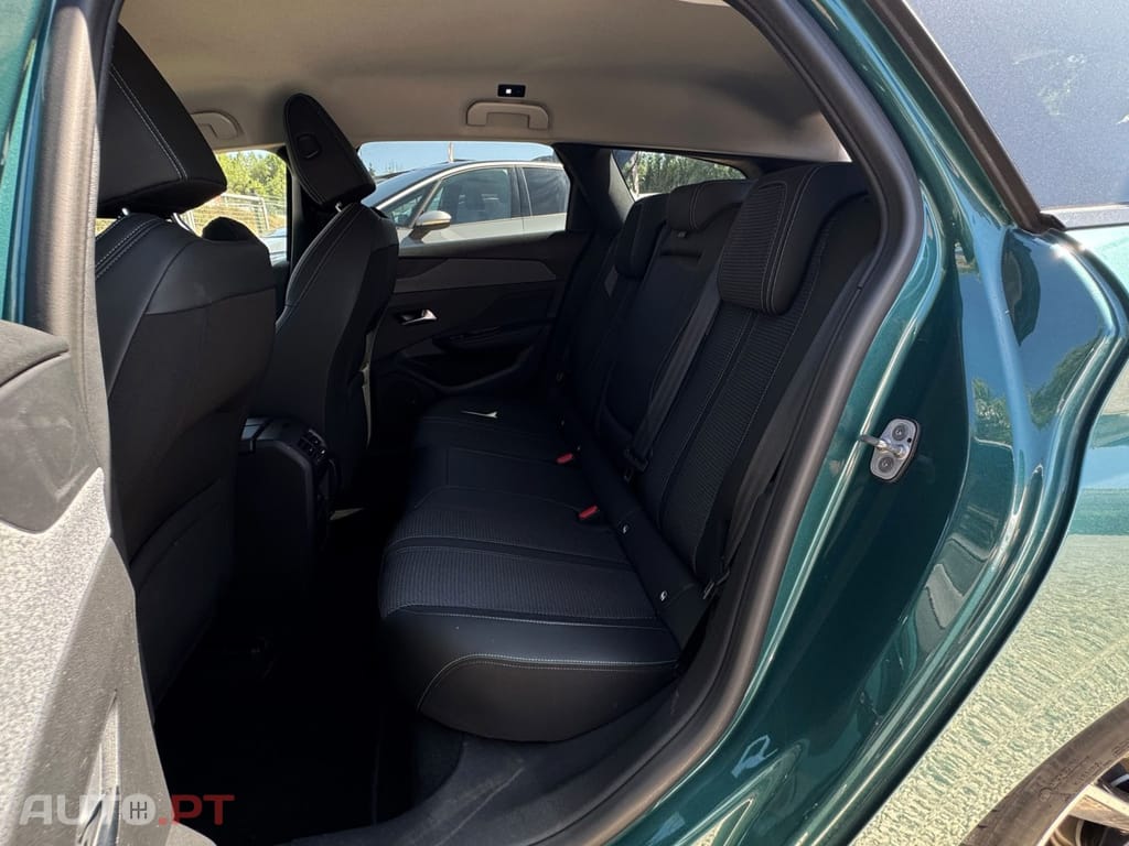 Peugeot 308 SW BlueHDi 130 EAT8 Allure Pack