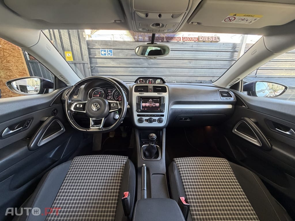 Volkswagen Scirocco 2.0 TDI Sport