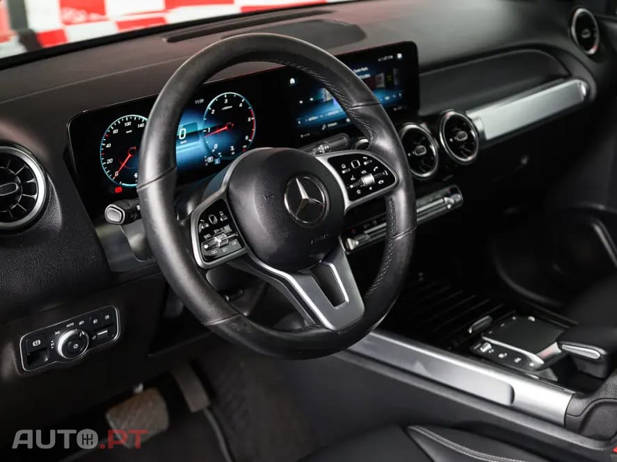 Mercedes-Benz GLB 200 d