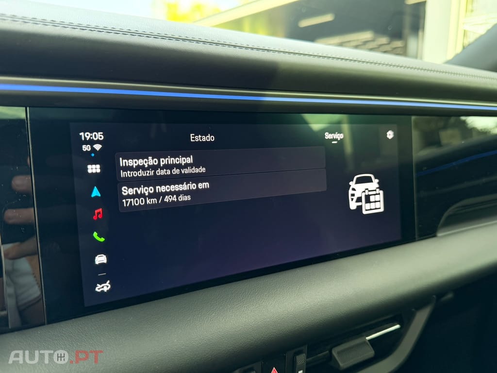 Porsche Macan Electric 4